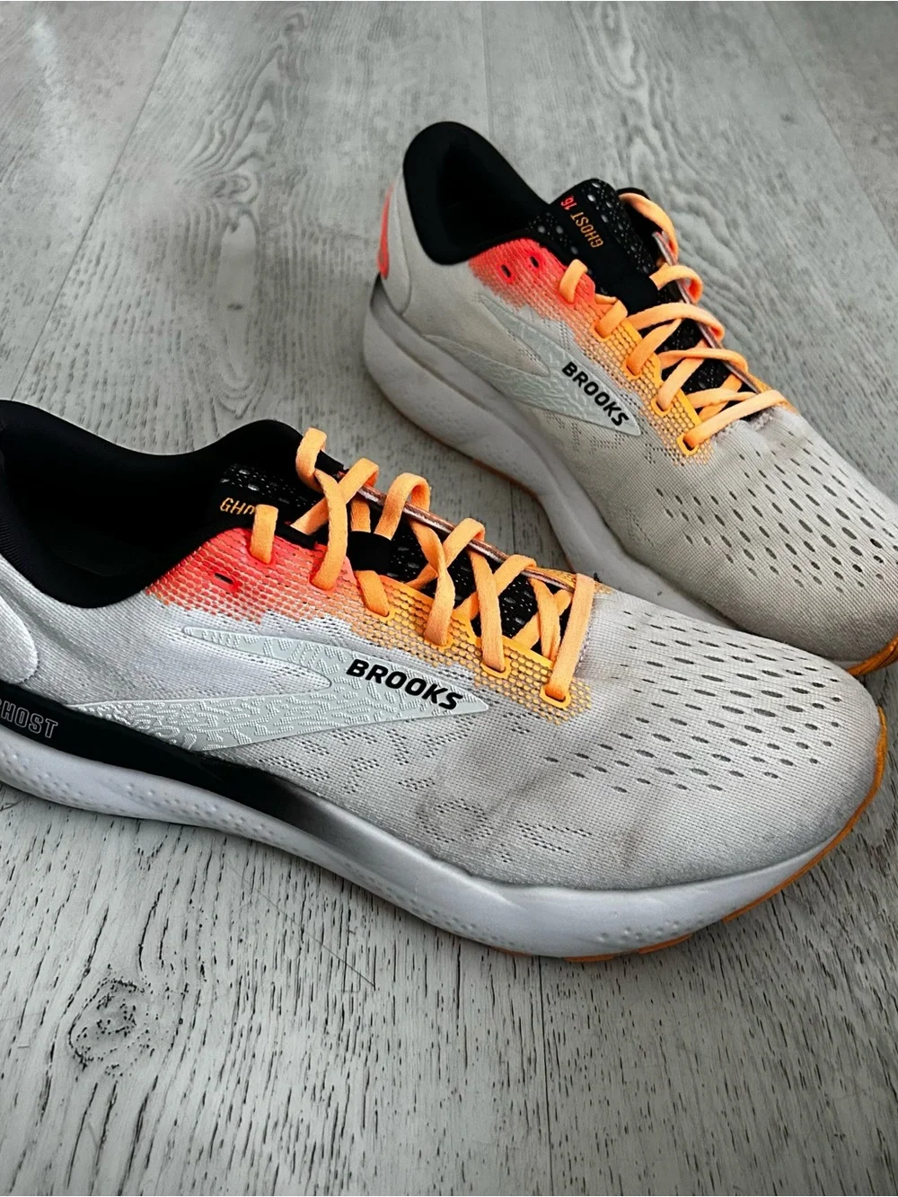 Brooks no box